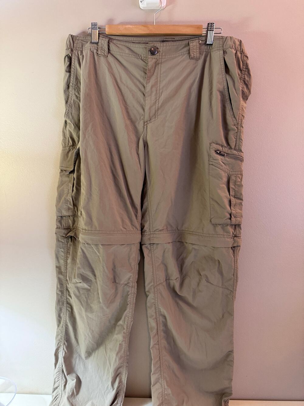 Columbia Men’s 38x32 Convertible Hiking Pants Zip-Off Cargo Omni-Shade Khaki